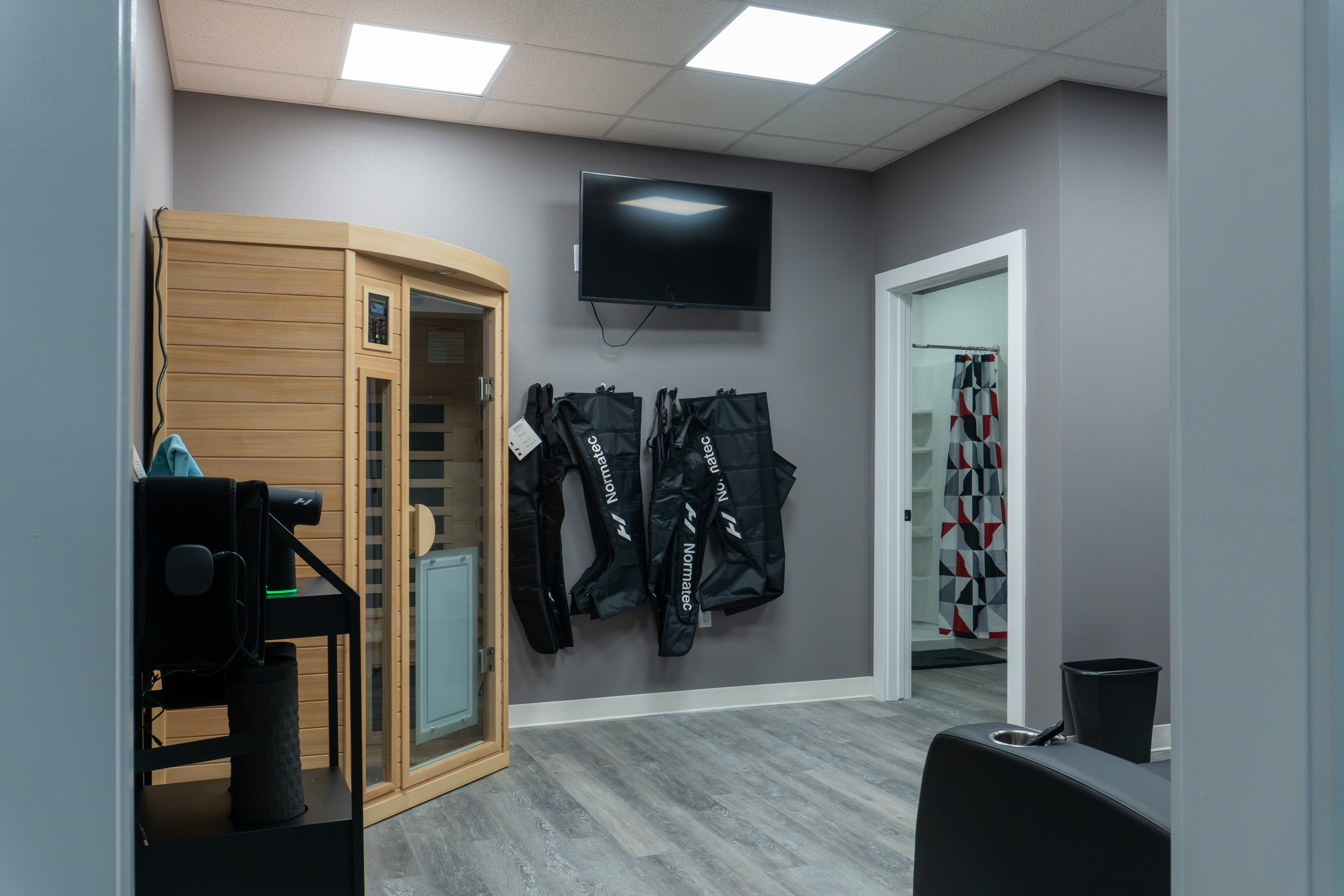Recovery room with professional therapy equipment